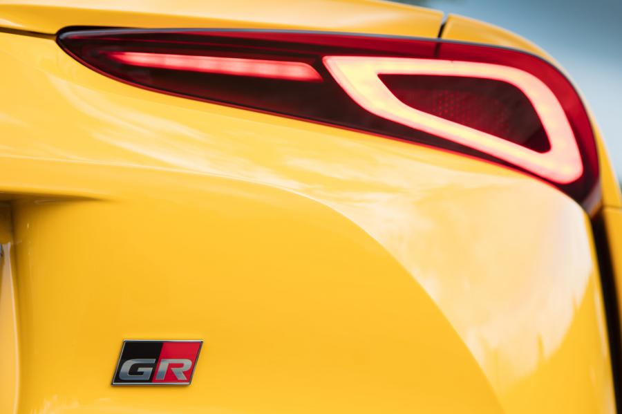 Детали интерьера Toyota GR Supra (A90) 2019 года  (WW) (фото 118 из 119)